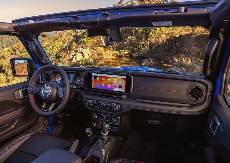 Jeep Wrangler interior consola central